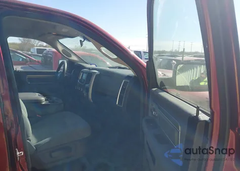 2017 Ram 1500 Slt 4X4 6'4 Box из США, поврежденный, VIN 1C6RR7GG2HS753612